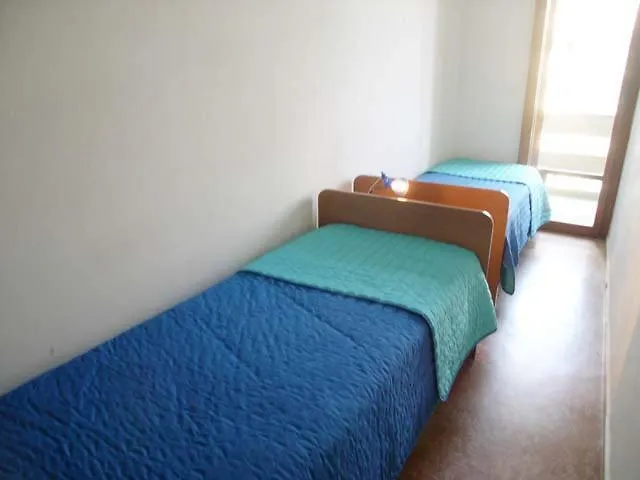 Zipser Ii غرادو