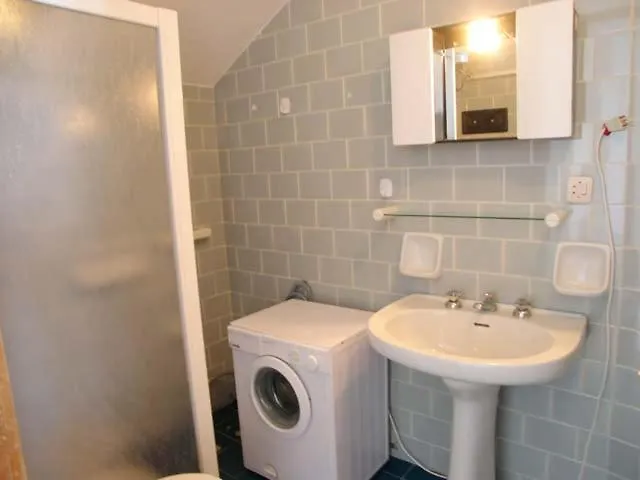 アパート Zipser Ii *